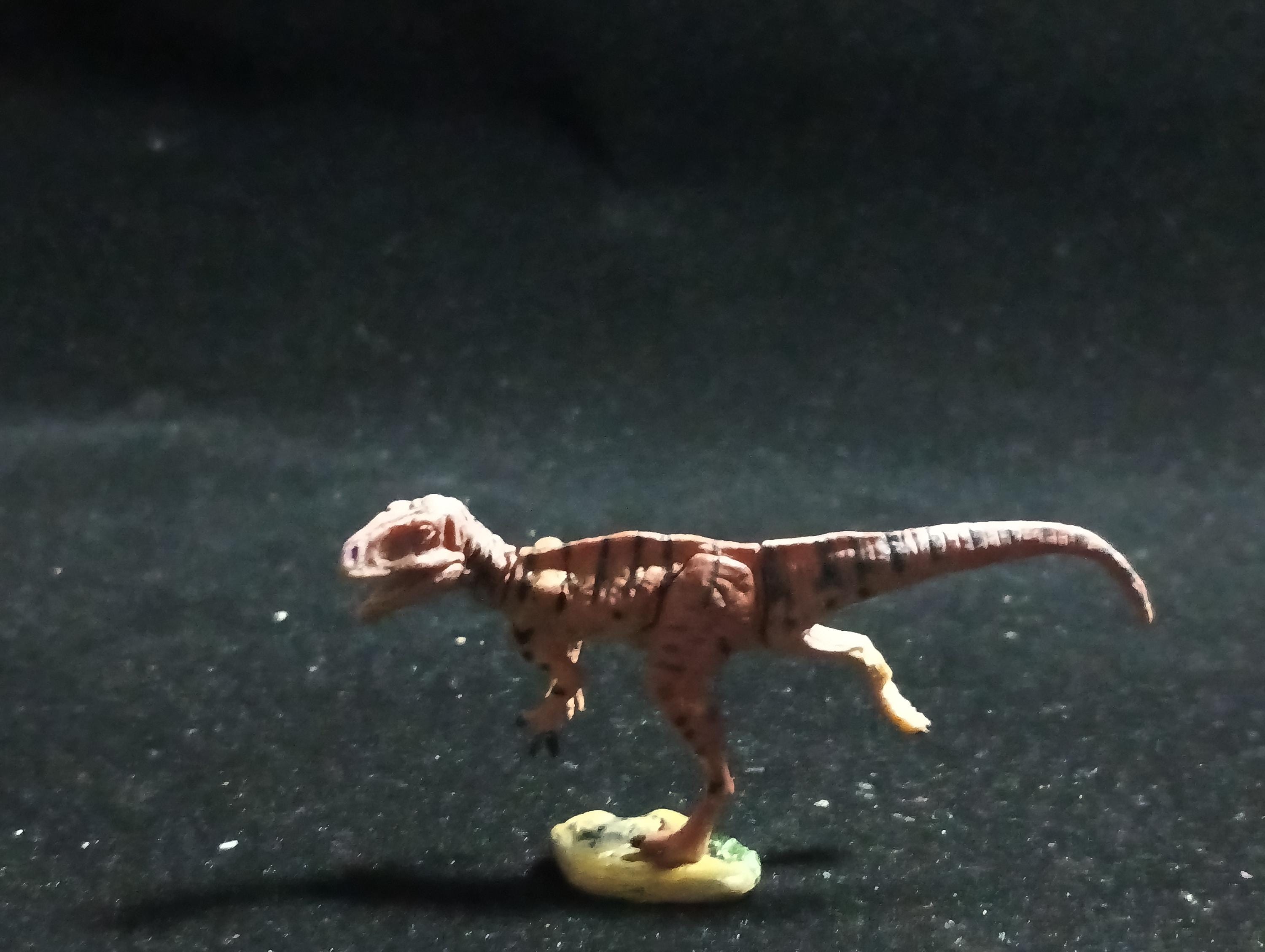 Miniature Dinosaur Fukuiraptor Figure Figurine -  Furuta