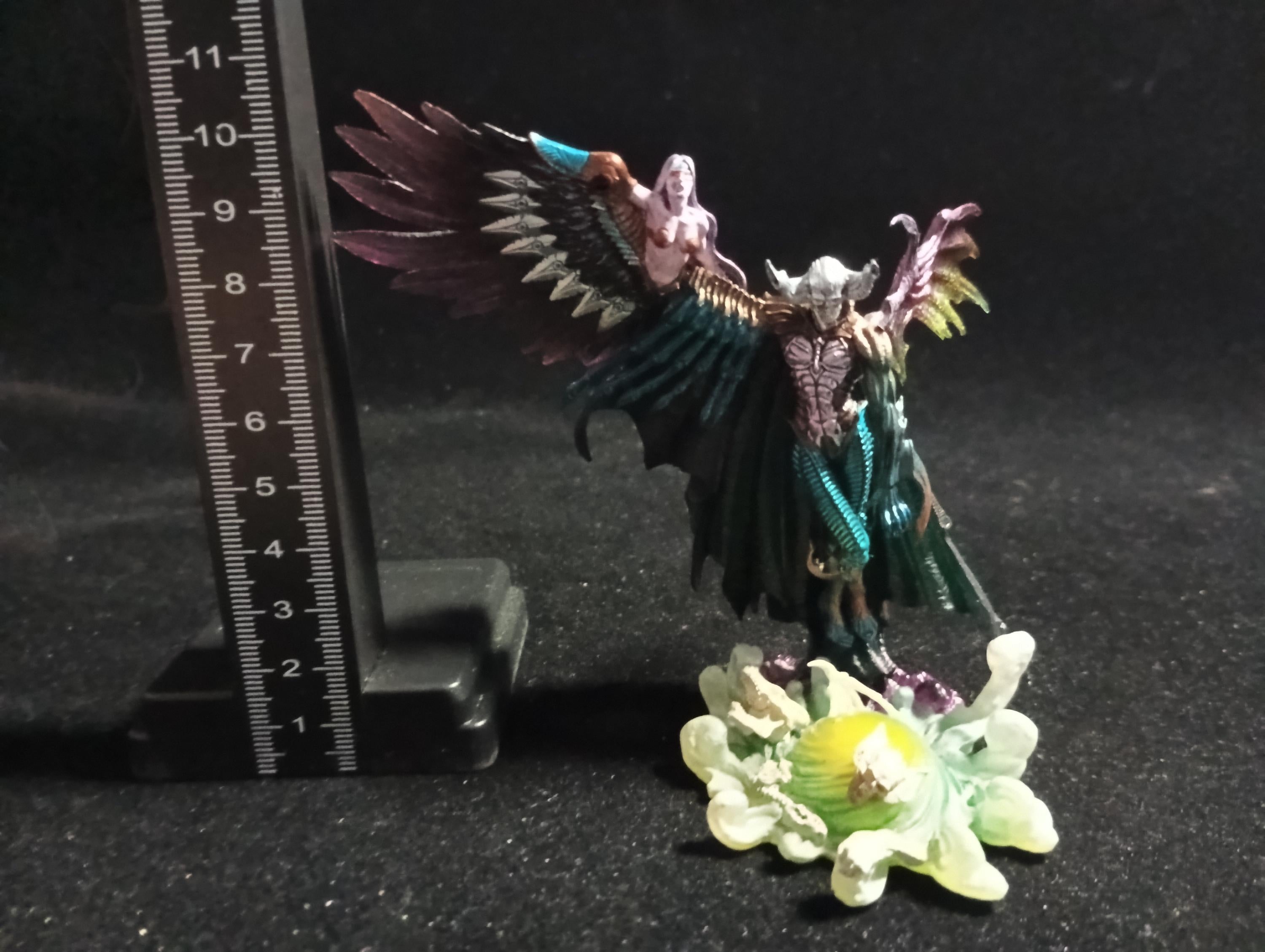 Square Enix Final Fantasy Creatures Figure final fantasy Zalera