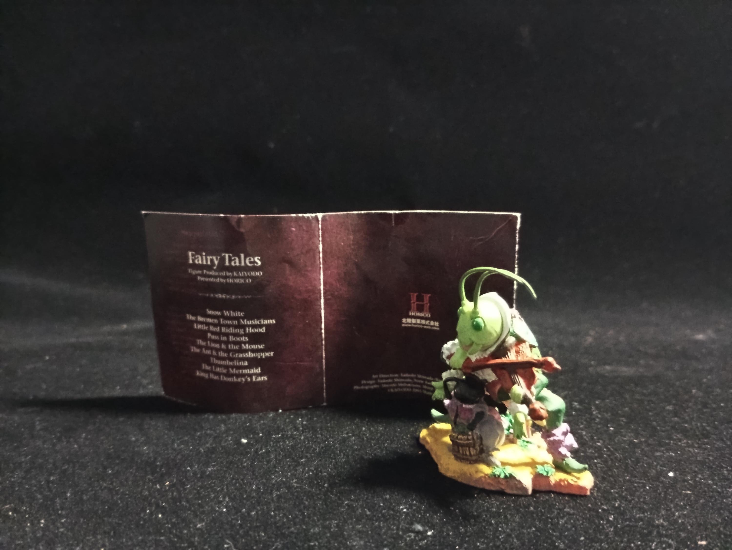 Europe Fairy Tales  Fairy Tales at three - Ant & the Grasshopper  Vintage 2003 Kaiyodo