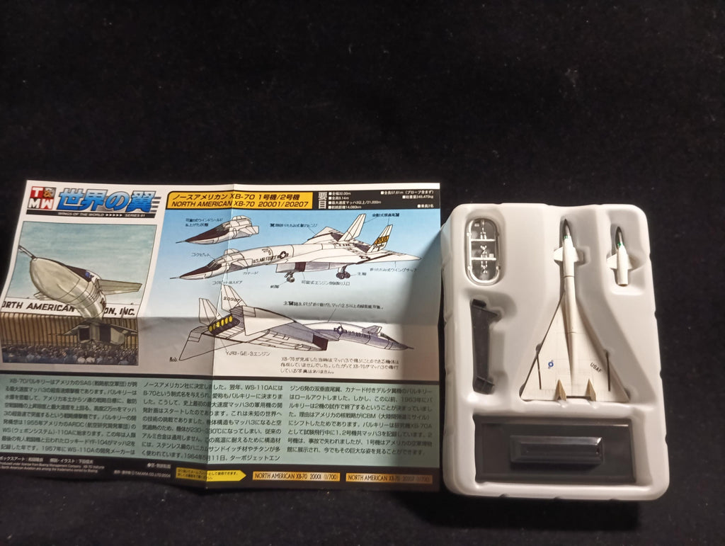 1/700 XB-70 Valkyrie Unit 2 Secret Item "Takara Wings of the world Series 1"
