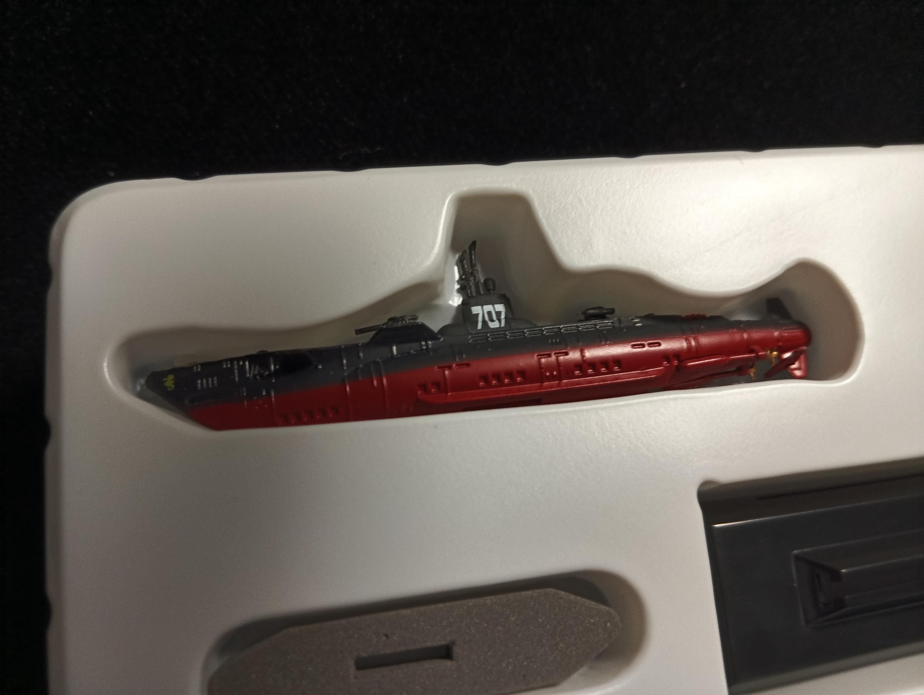 Takara Ship of the World Series 02 Scale 1/1000 Submarine 707 I, Kai