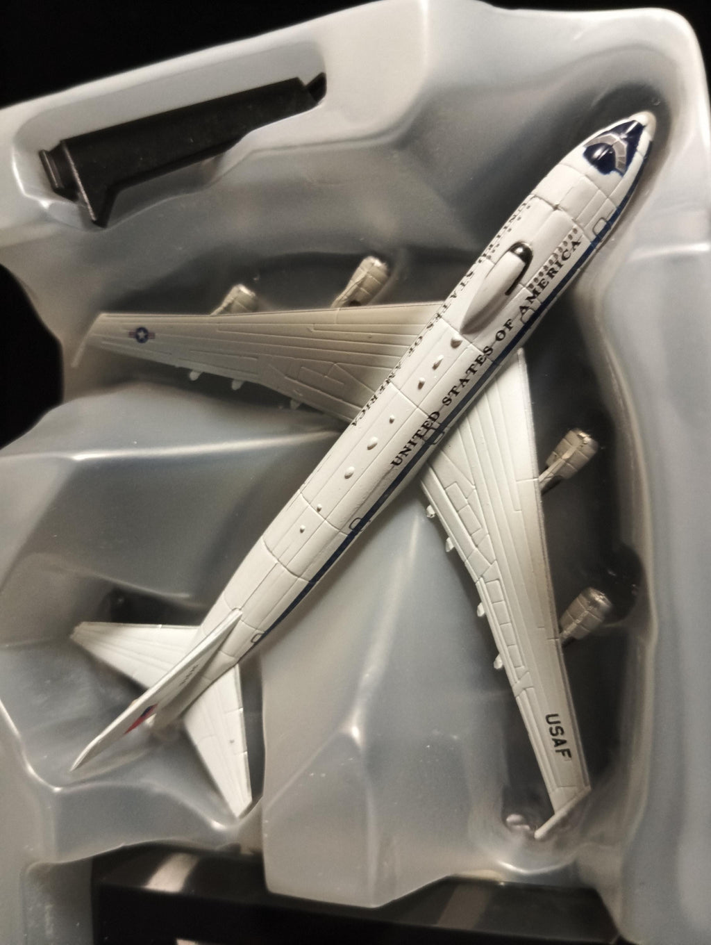 1/700 B747 Knee Cap Takara Wings of the world Series 2