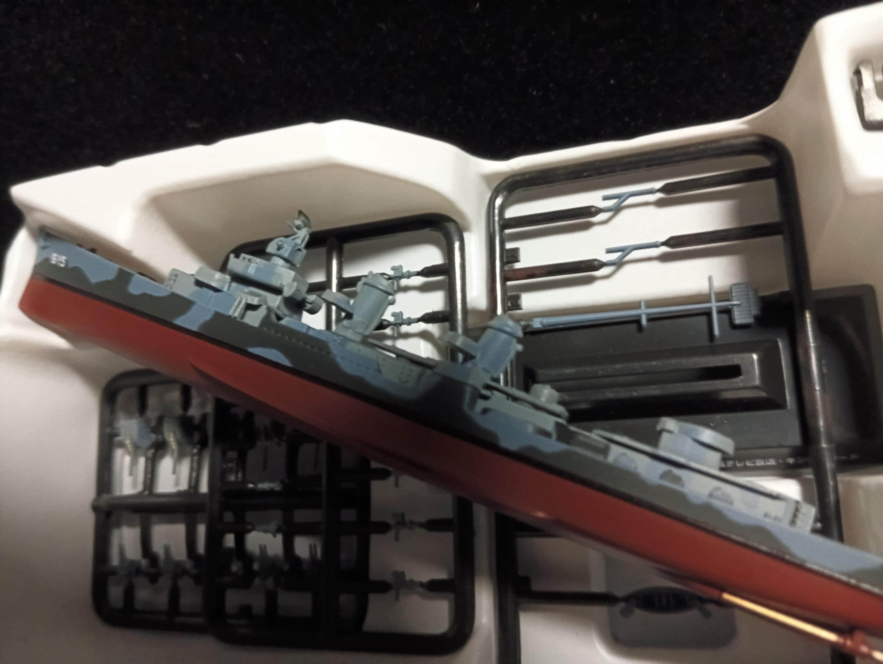 Takara World Ship Lorelei  1/700 Scale Simpson Fletcher class (1945 USA)