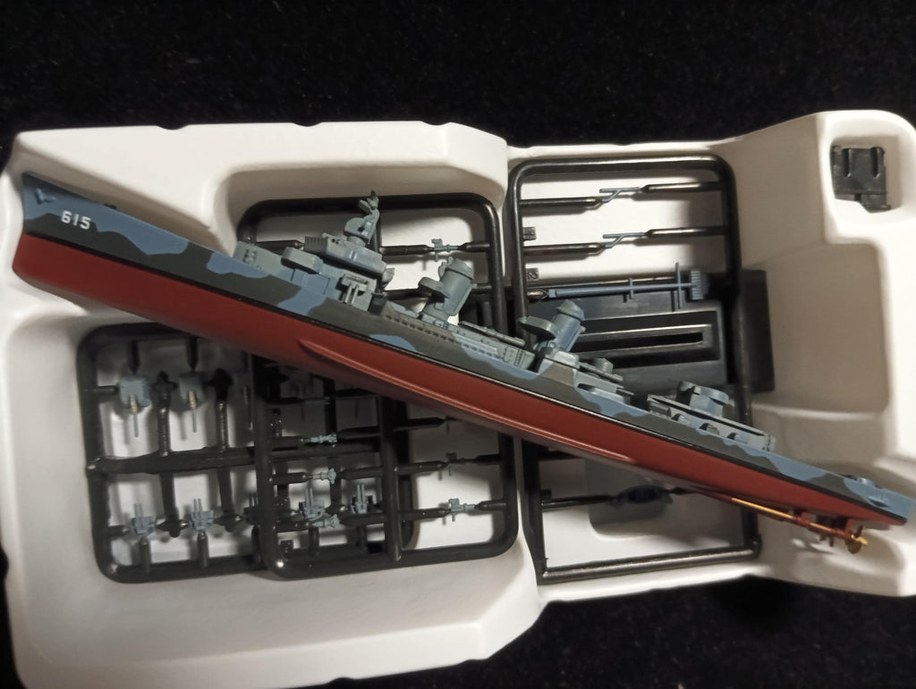 Takara World Ship Lorelei  1/700 Scale Simpson Fletcher class (1945 USA)