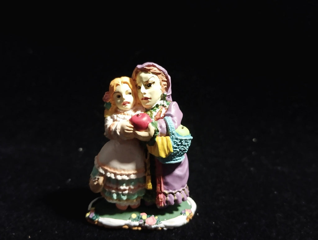 Kaiyodo ALice in Wonderland Fairy Tales at Three Mini figure Snow White