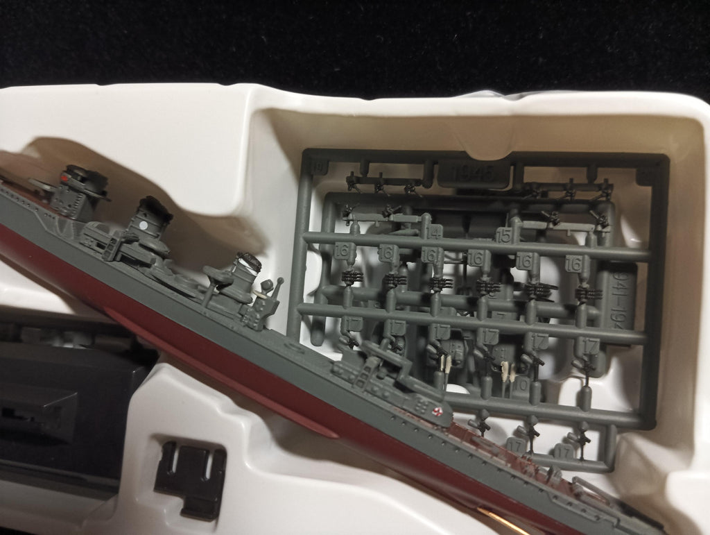 Takara Special Men Yamato 1/700 Destroyer Type Hamakaze, Kagero Class