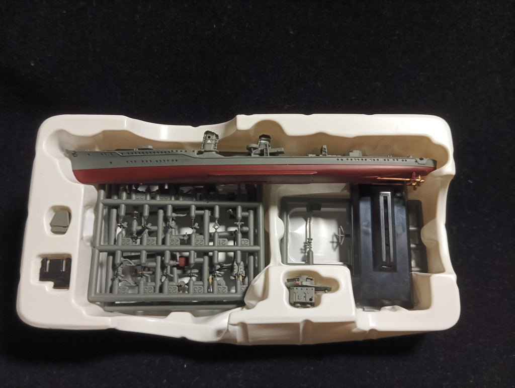 1/144 Takara Men's Yamato Navy Hatsuharu-class Destroyer Hatsushimo (1945 Final) Special Torpedo Squadron Kikusui Tenichi-go Operation