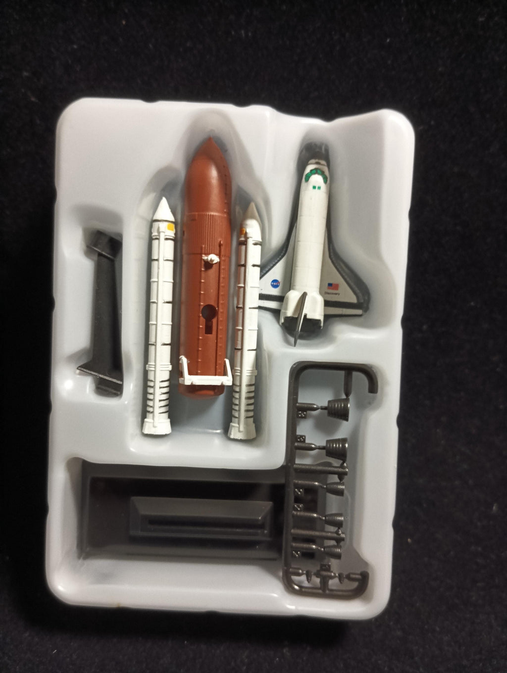 1/700 Space Shuttle Discovery NASA "Takara Wings of the world series 1"