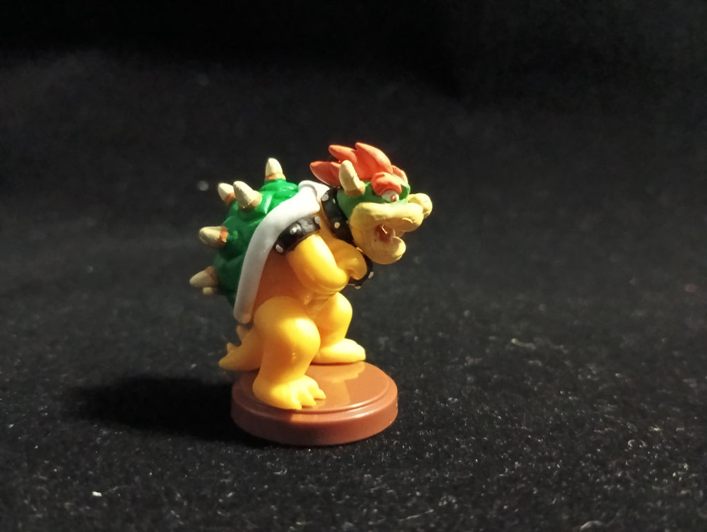 New Super Mario Bros Wii 3 Figure Bowser