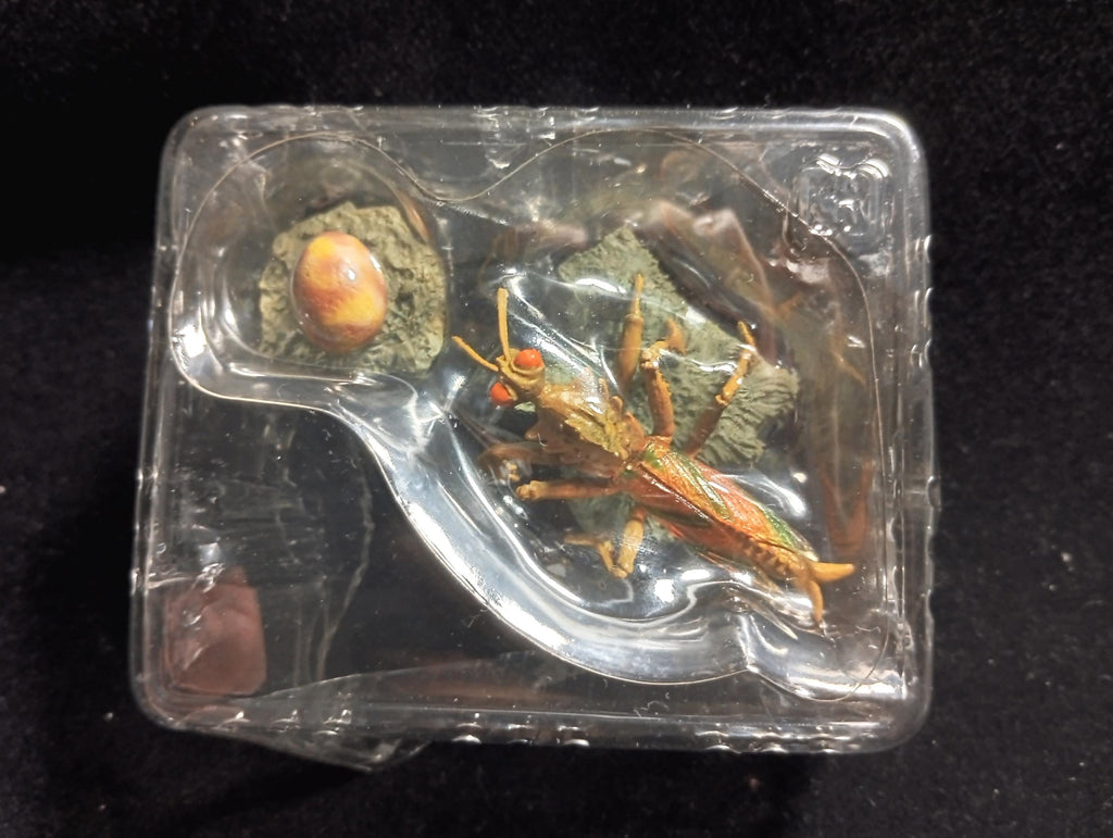 Iwakura Godzilla Special Effects Encyclopedia ver.3 The Great Southern Sea Monster:   Godzilla Kamacuras with egg Figure