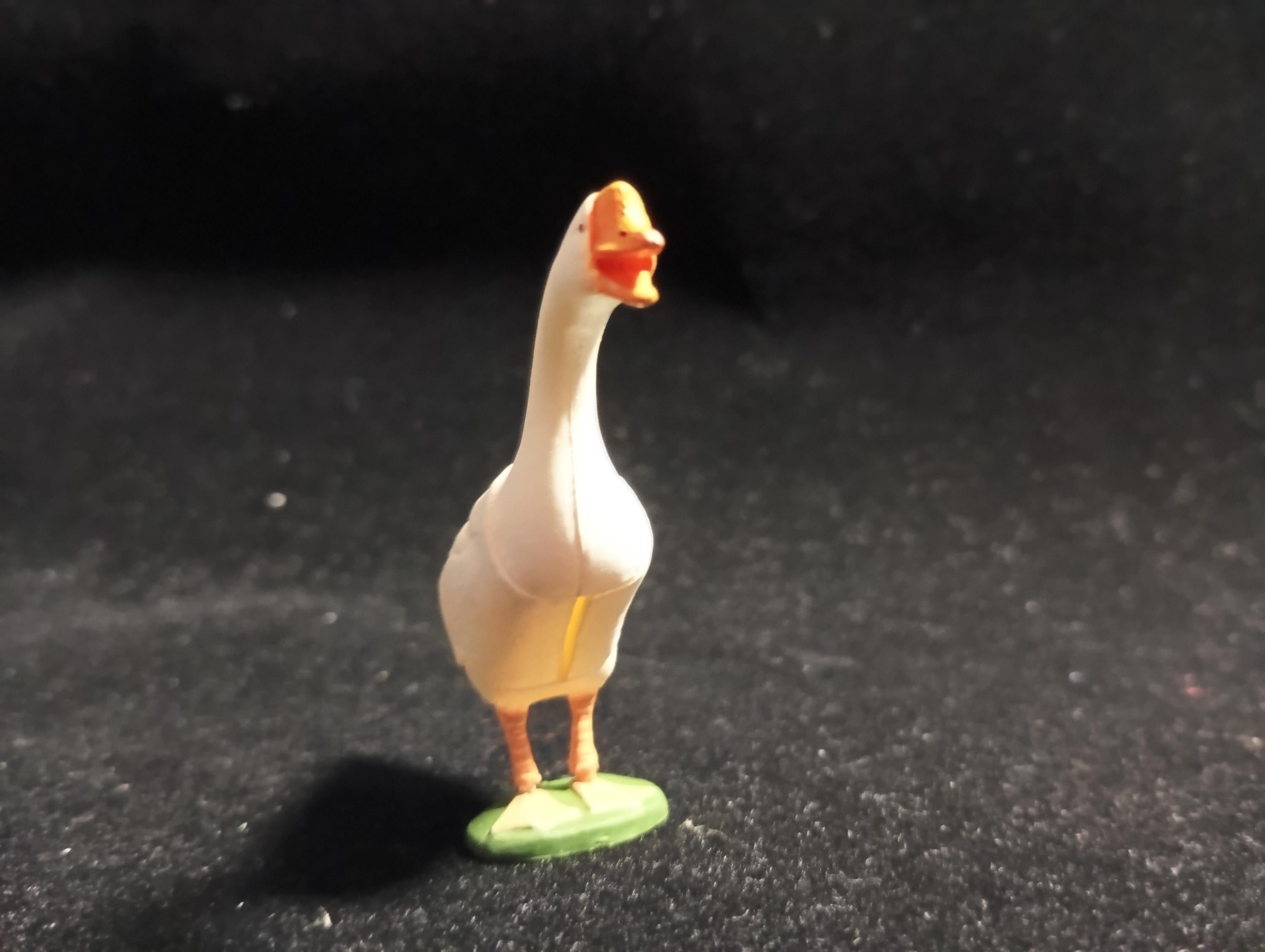 Miniature Chinese Goose Figurine - Furuta