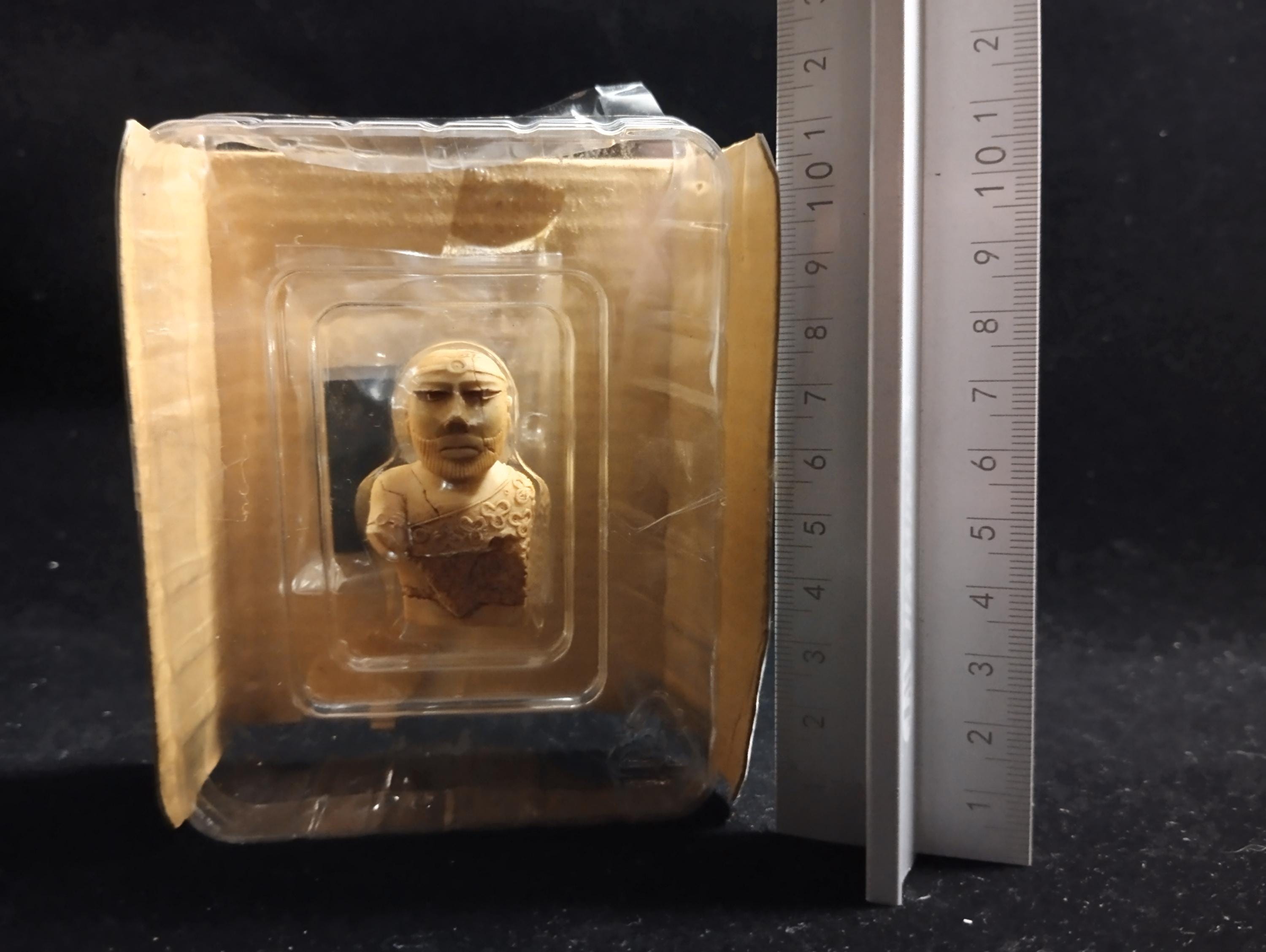 Kaiyodo Collect Club Ancient Civilizations I Figure - Priest King Statue