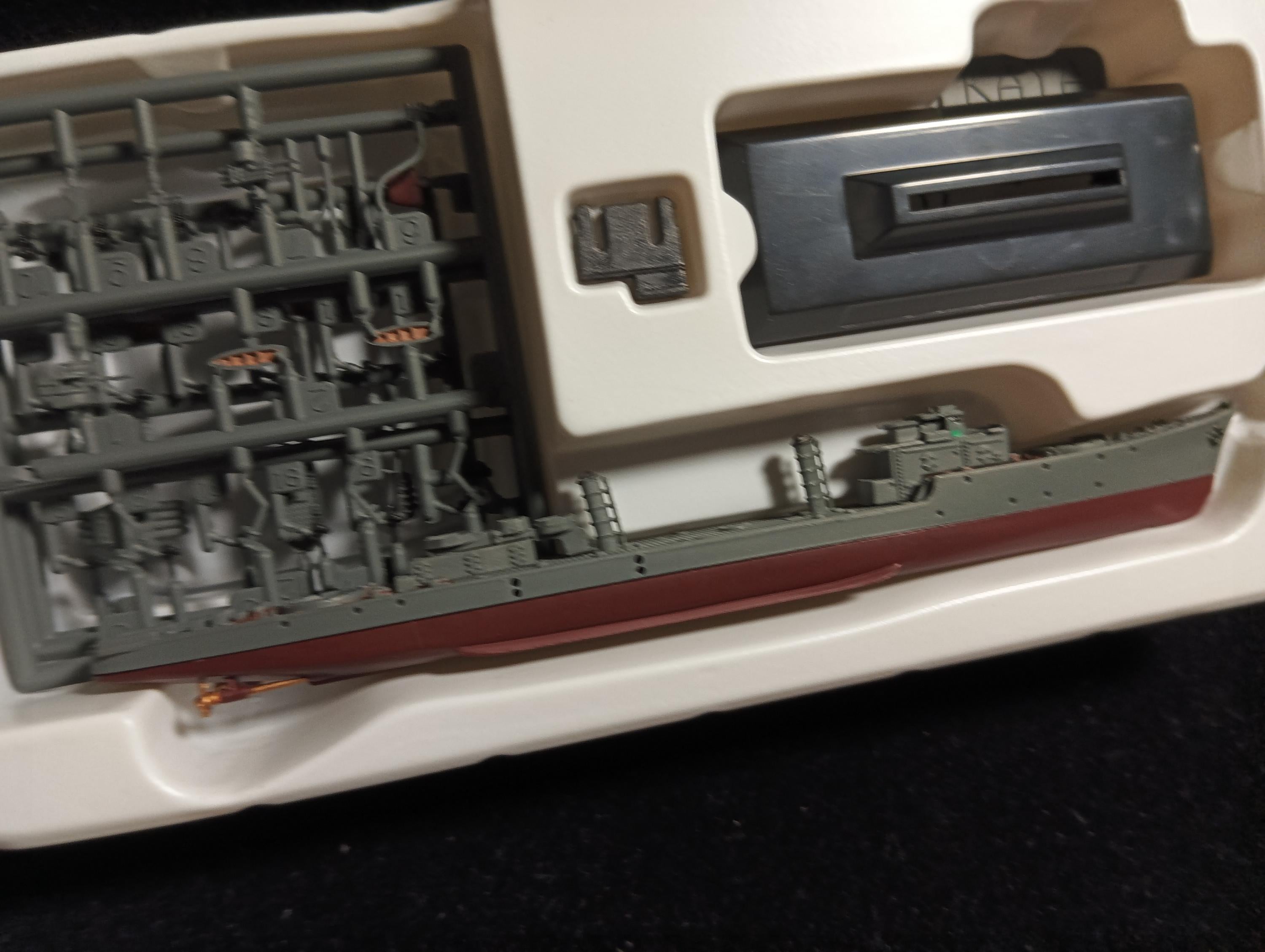 Takara Ship Yamato 1/700 Matsu-type Destroyer (Kaya)