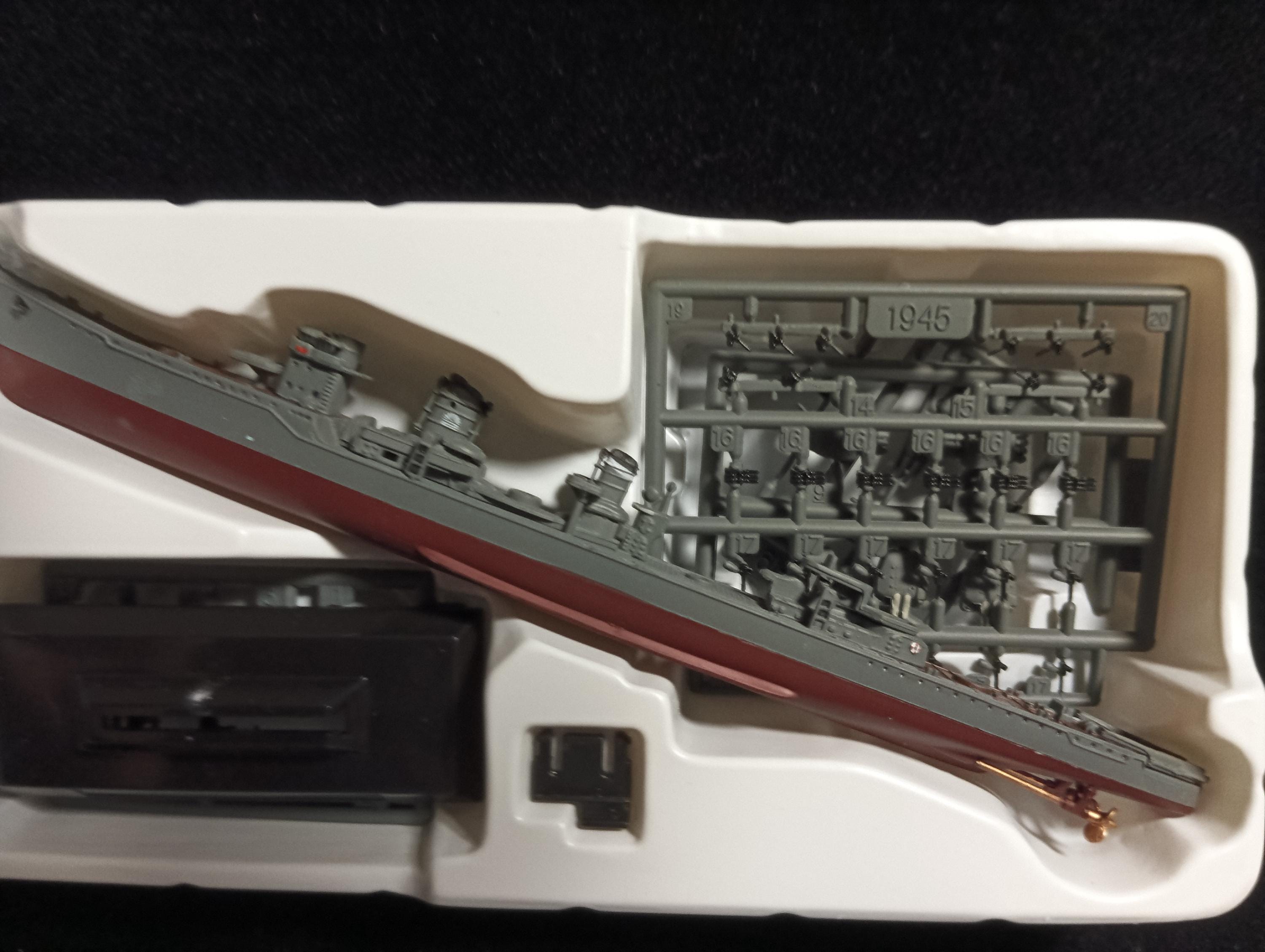 Takara Special Men Yamato 1/700 Destroyer Type A Isokaze, Kagero Class (#1)