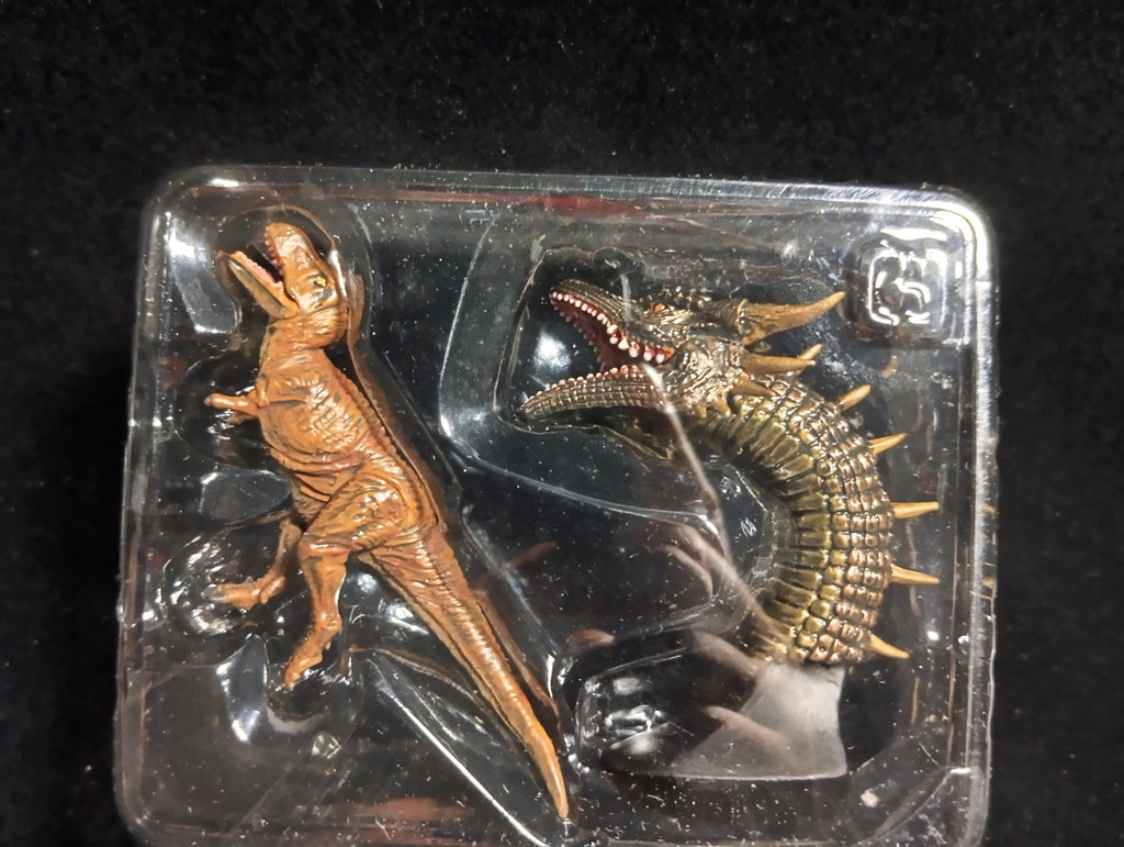 Iwakura Toho Special Effects King Ghidorah vs Tyrannosaurus