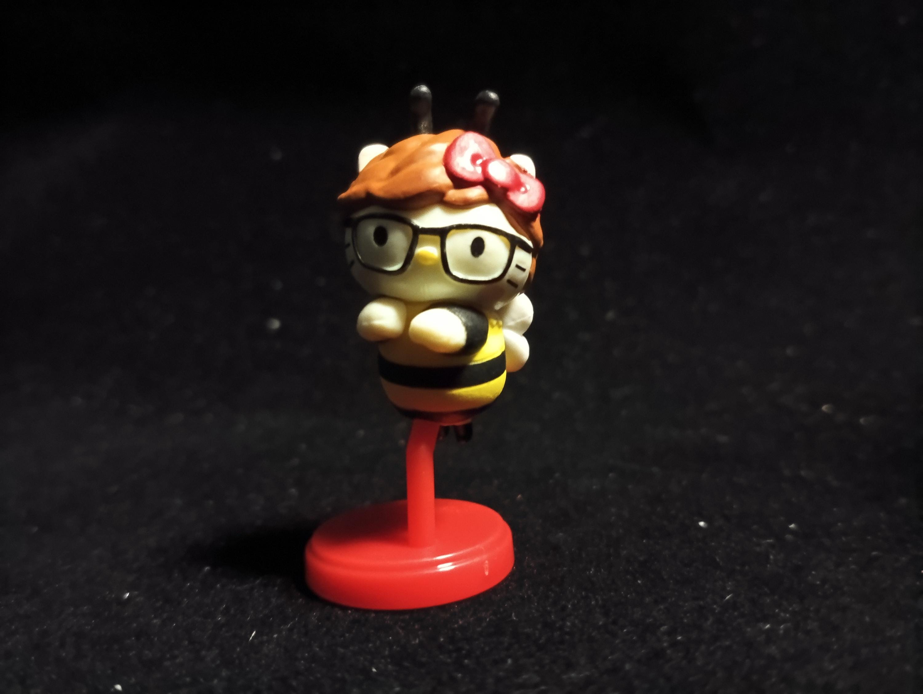 Japan Hello Kitty Furuta Choco Egg Hikakin Bee SUKA