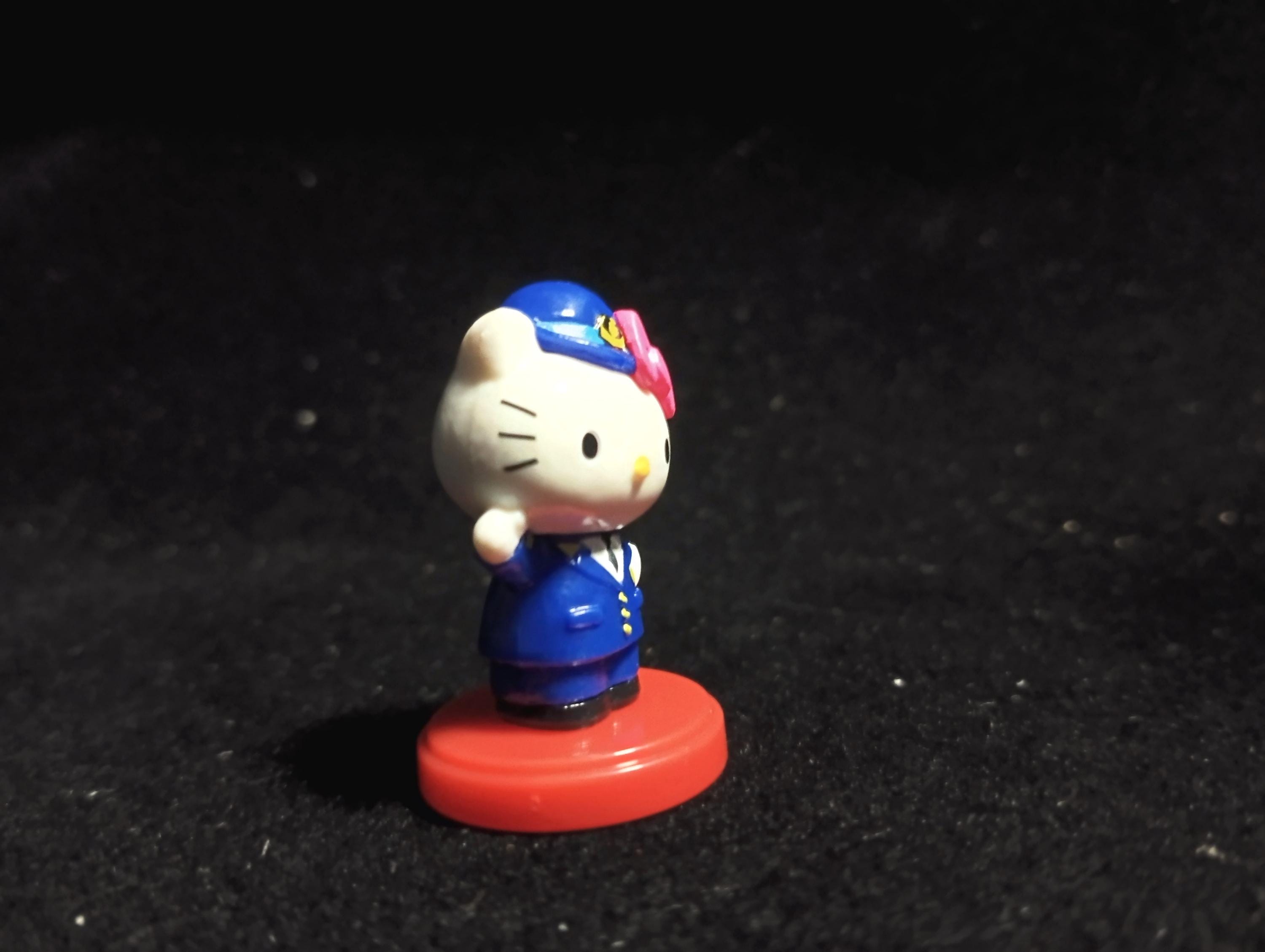 Japan Hello Kitty Furuta Choco Egg Hello Kitty x Police