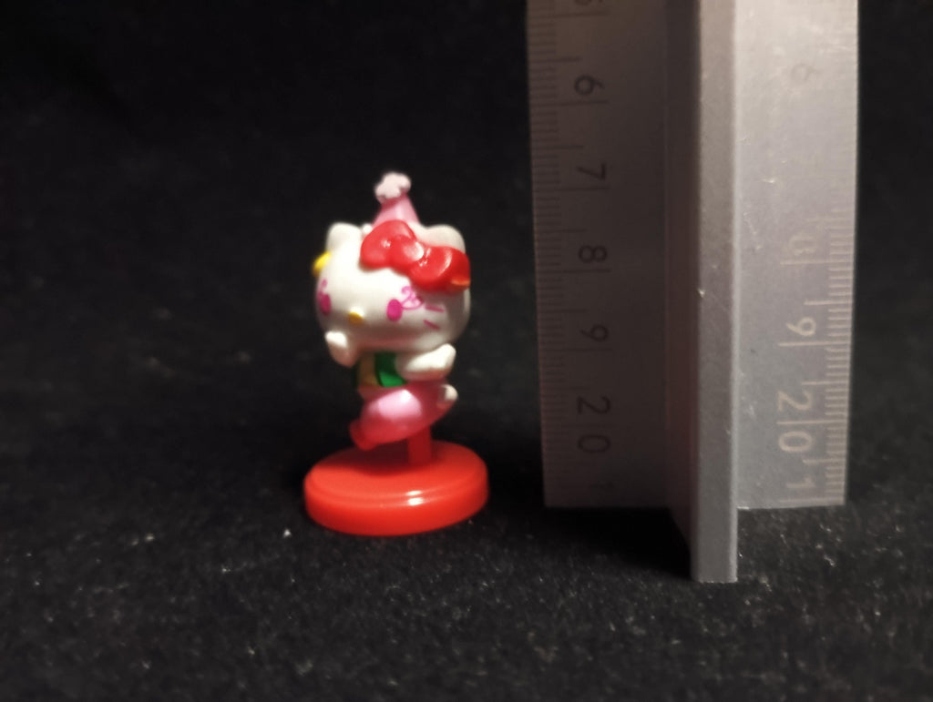 Japan Hello Kitty Furuta Choco Egg Kitty Akubi The Genie Family