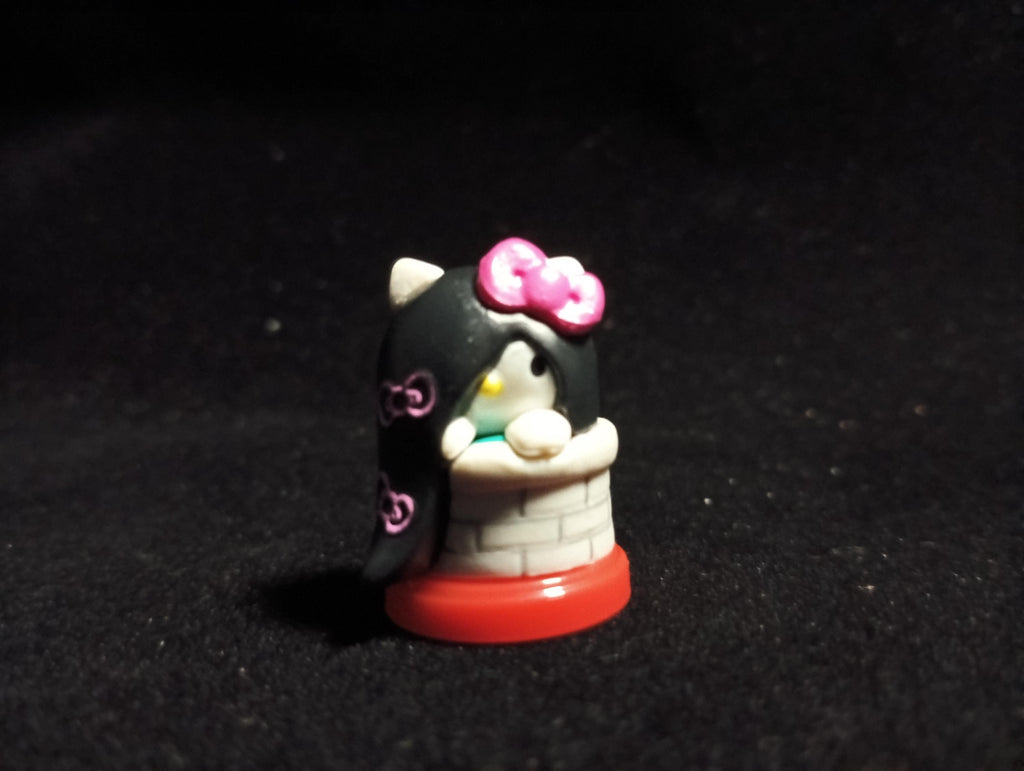 Japan Hello Kitty Furuta Choco Egg Sadako Hello Kitty
