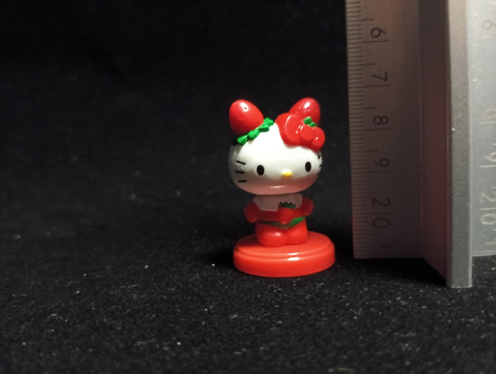 Japan Hello Kitty Furuta Choco Egg Ichigoman Kitty