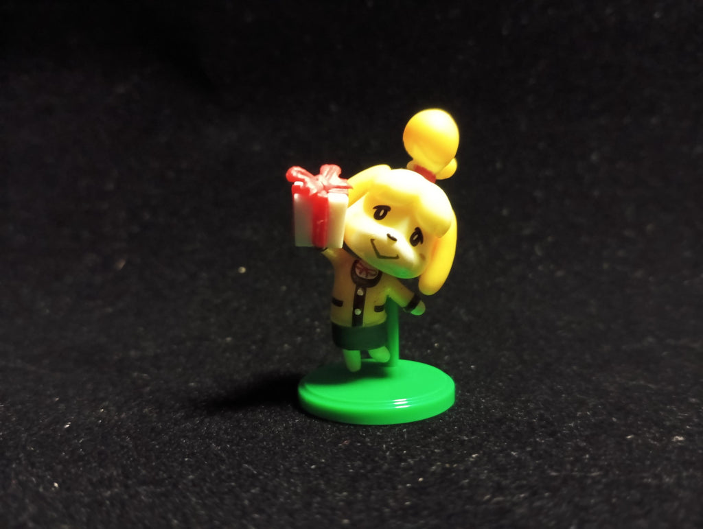 Animal Crossing Isabelle with present Figure Furuta
