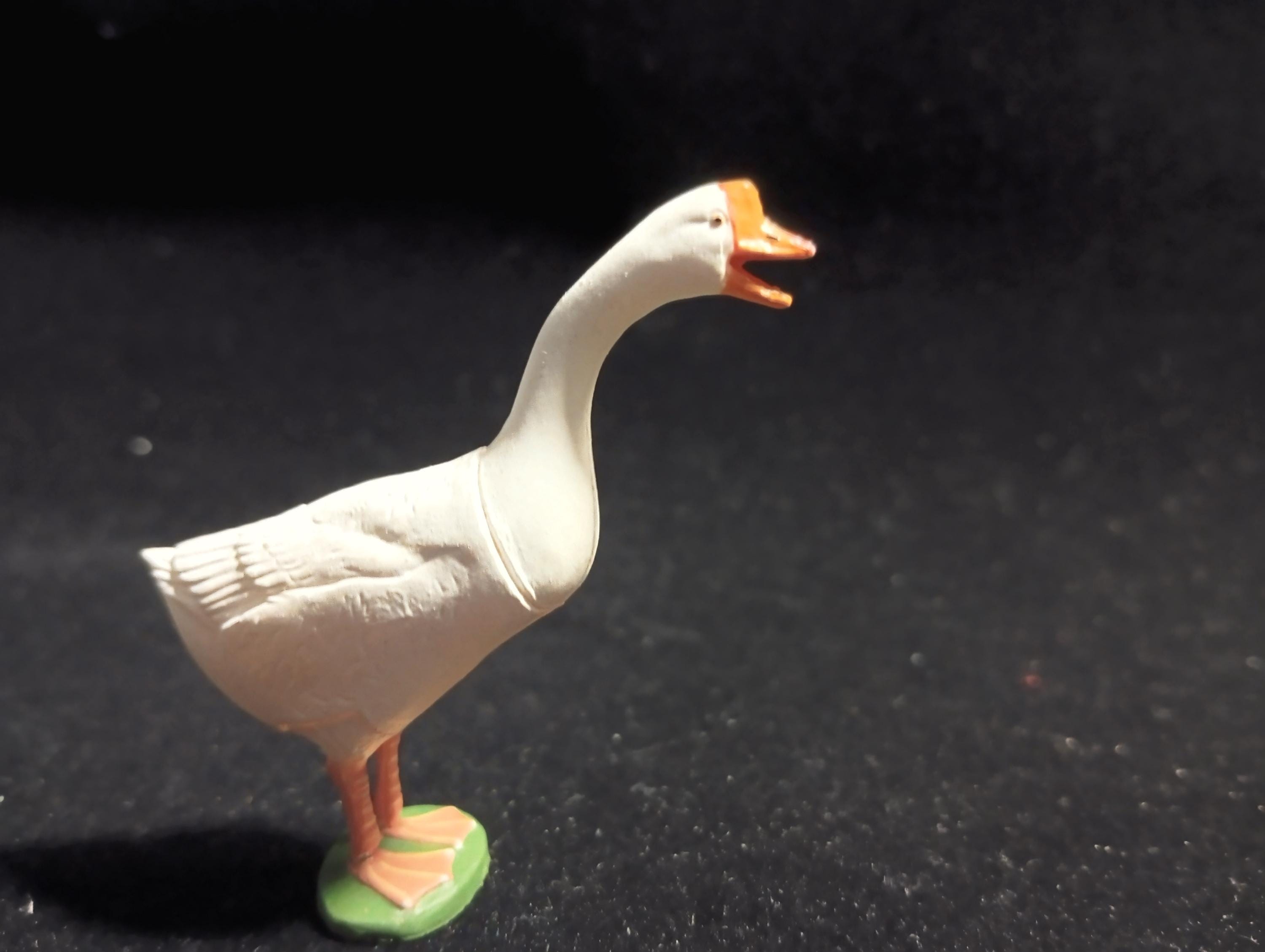 Miniature Chinese Goose Figurine - Furuta