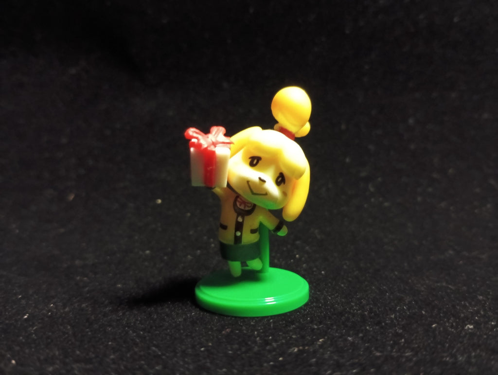 Animal Crossing Isabelle with present Figure Furuta