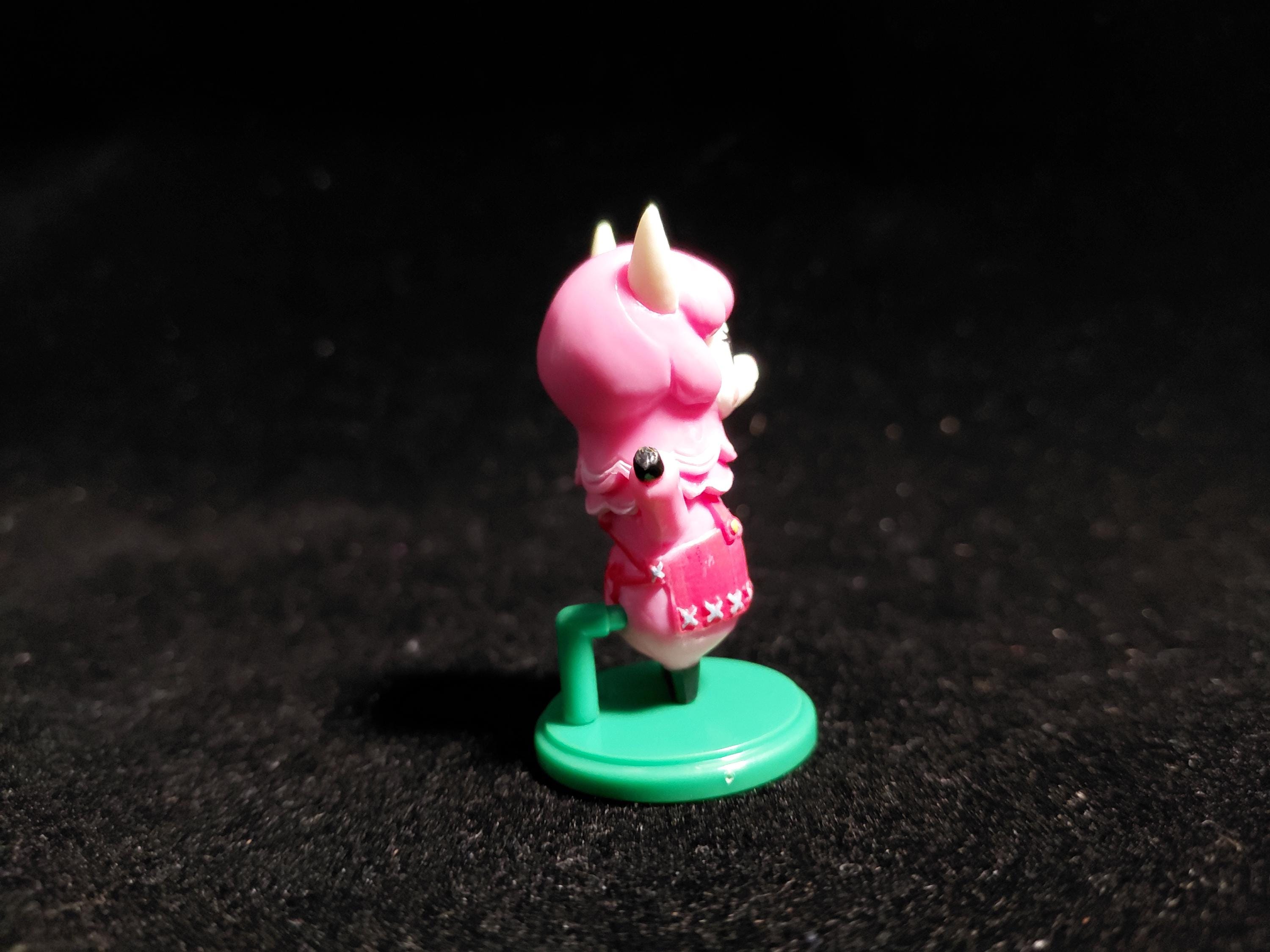 Animal Crossing New Leaf  Reese Figure Furuta