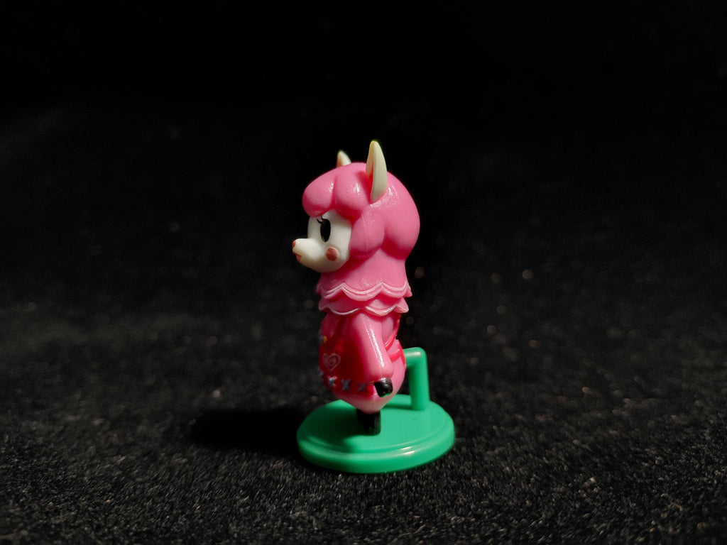 Animal Crossing New Leaf  Reese Figure Furuta