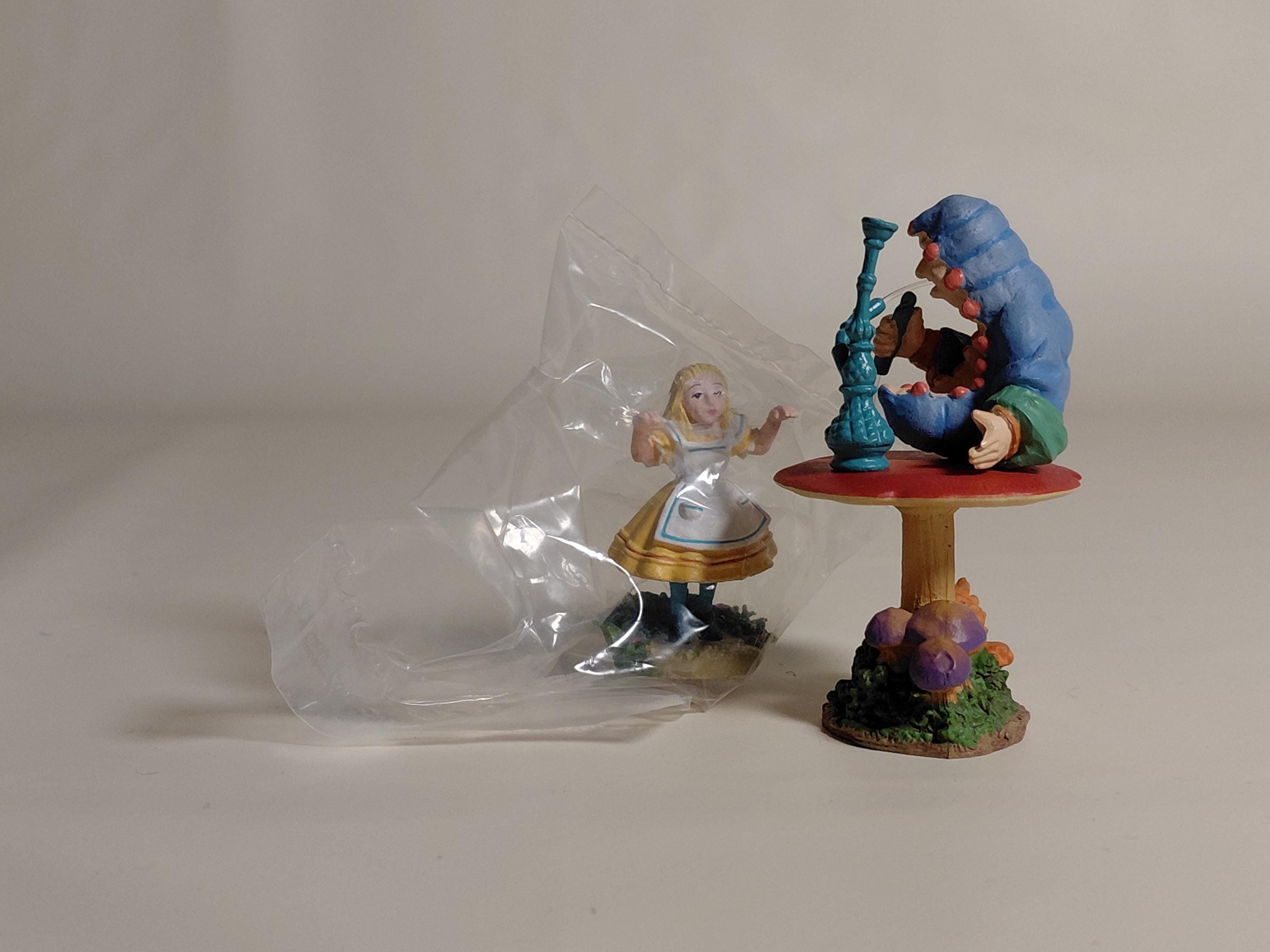 Kaiyodo Alice's Tea Party EX Figure Blue Caterpillar (B)