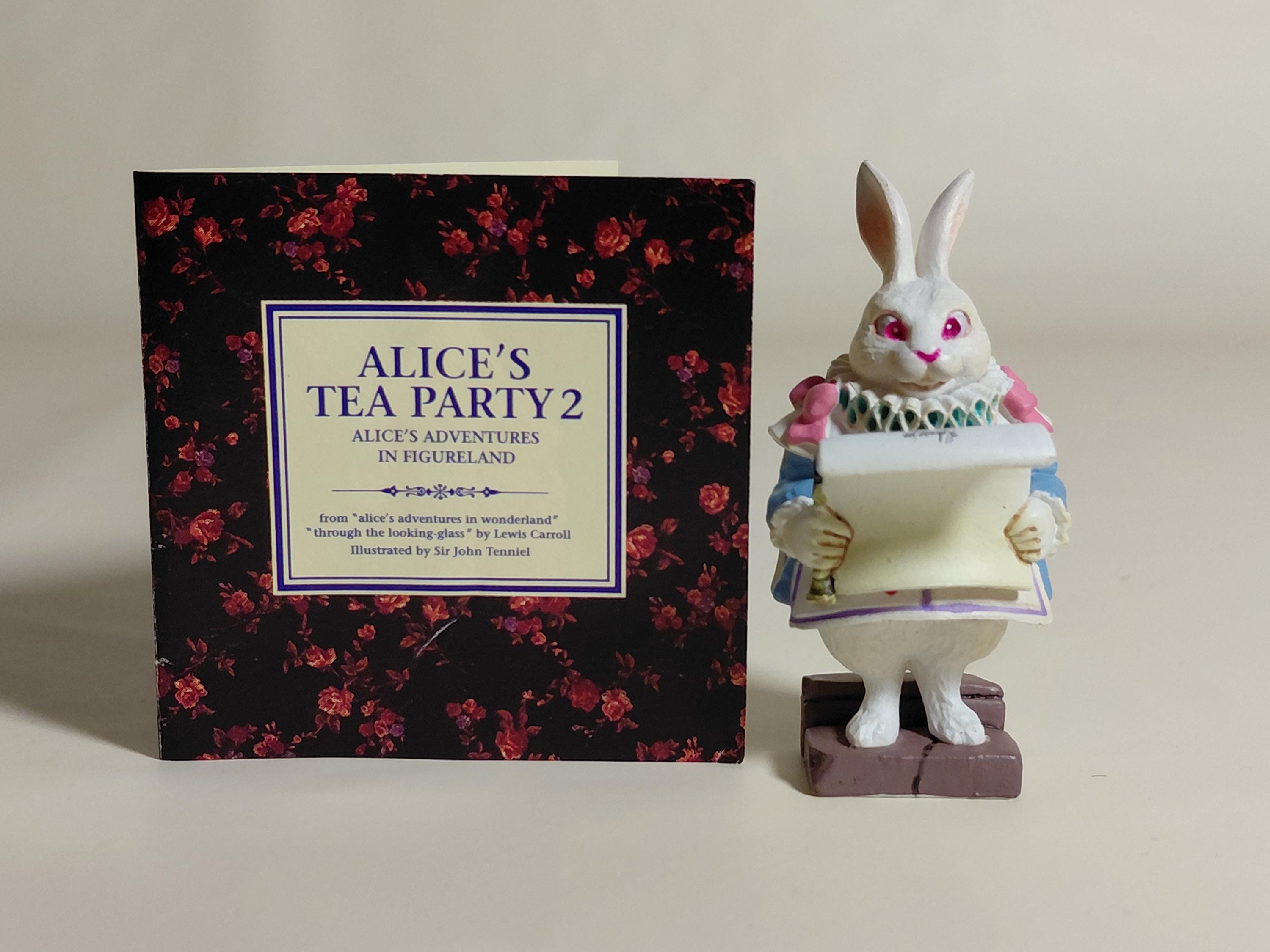 Kaiyodo Alice's tea party 2  White Rabbit on the Court
