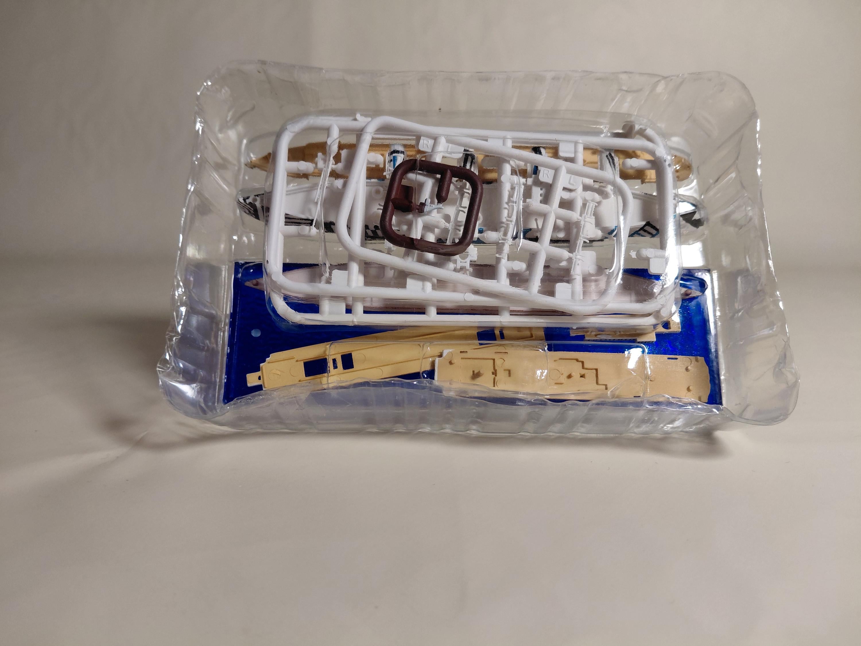 World Ship Kit 3 Titanic Revival 01-B. Olympic Issue Dazzle Camouflage Specs Offshore Version