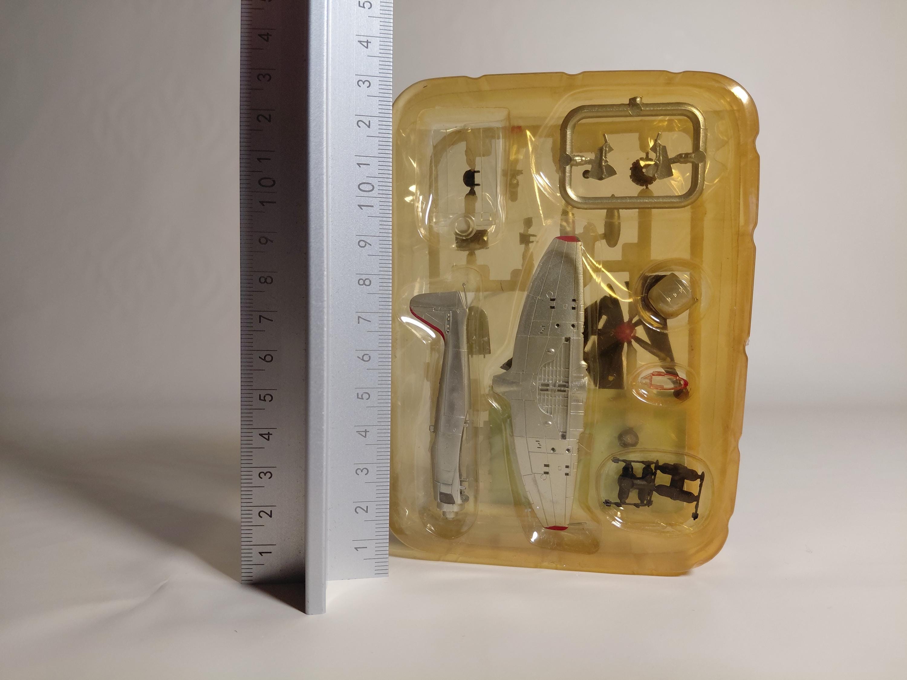 F-toys 1/144 Wing Kit Collection 6 #02C Sea Fury FB.11 No. 805 Squadron, Royal Australian Navy