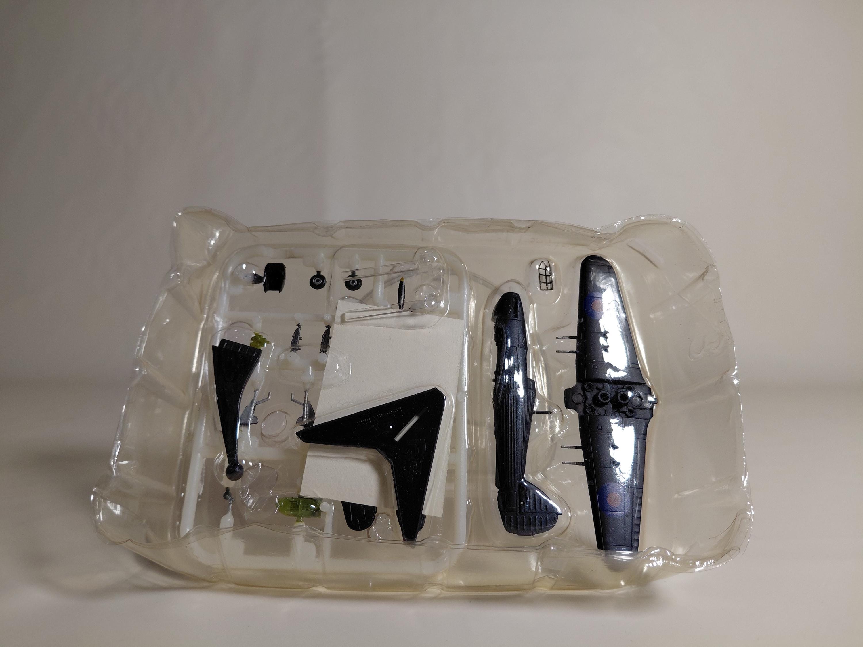 F-toys 1/144 Wing Kit Vol 9  #3B RAF Hawker Hurricane Mk IIC