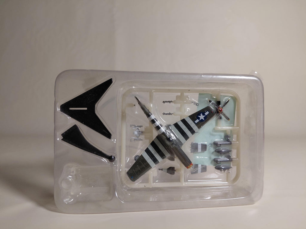 F-Toys 1/144 Aviation Fan Select #1 P-51B Mustang