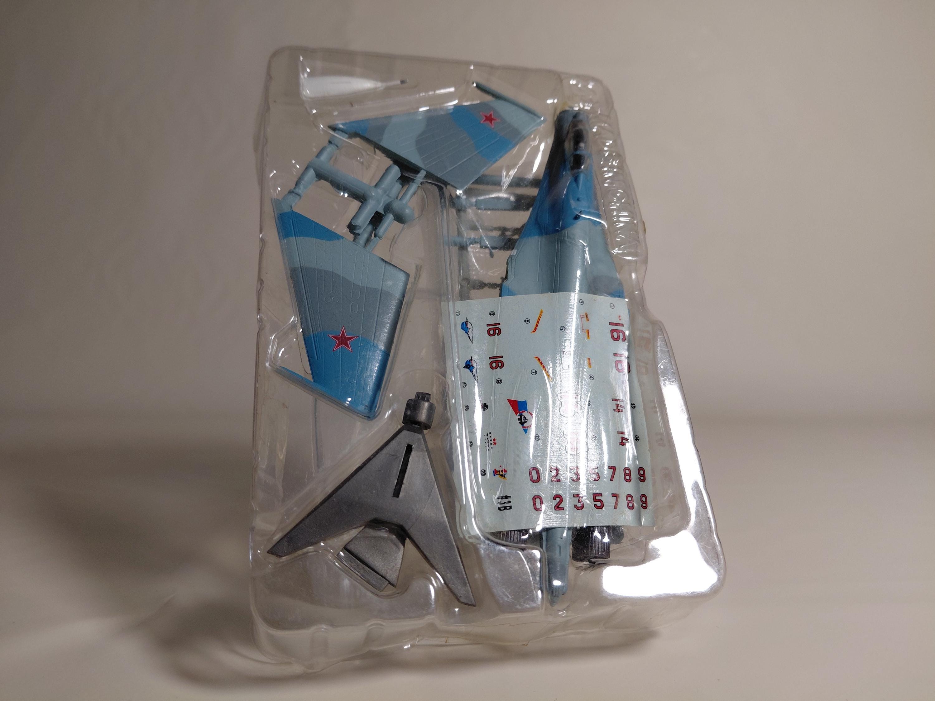 1/144 F-toys Flanker Su-27 Russian Air Force Acroteam collection 2 #3B