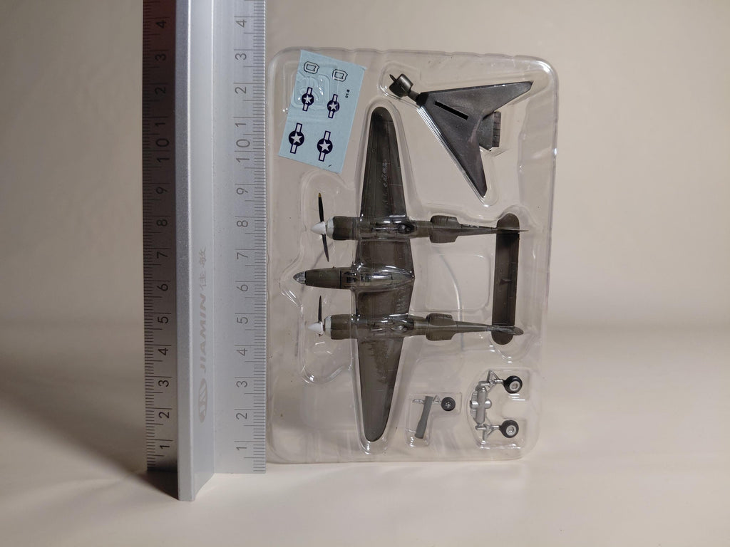 1/144 F-Toys Twin Engine Collection vol.1 P-38 b 79th