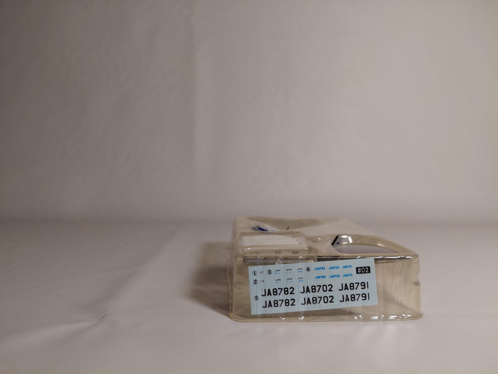 1/144 F-toys 1/300 YS-11 Biography Collection. YS-11 Japan Coast Guard #2