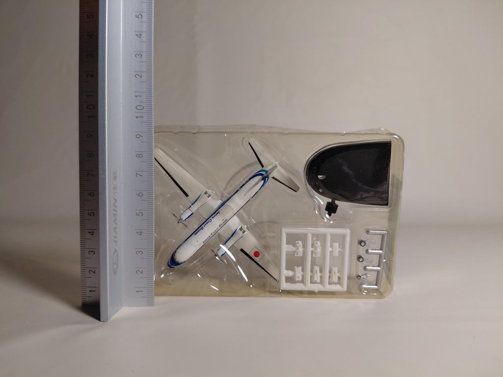 1/144 F-toys 1/300 YS-11 Biography Collection. YS-11 Japan Coast Guard #2