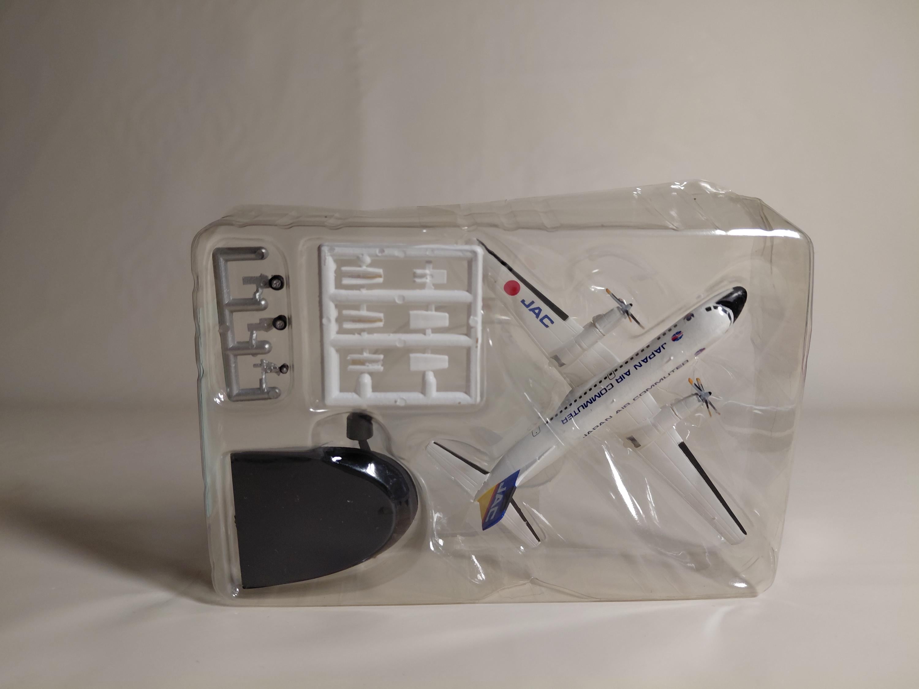 YS-11 Retsuden Model Airplane Japan Air Commuter 1/300 F-toys #09