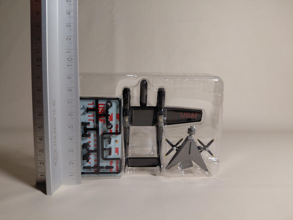 1/144 F-Toys 1/144 F-toys North American F-82E USAF Mustang Night Fighter Twin-Engine 2. #4A