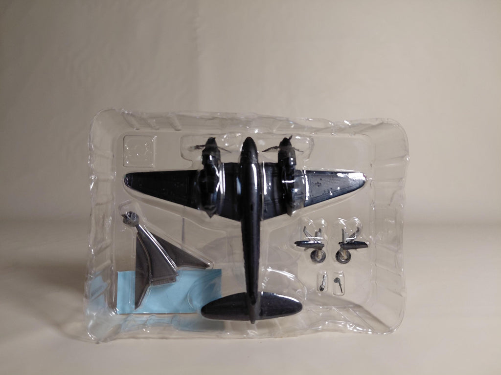 Toys 1/144 Scale Twin Engine Collection Mosquito 3-S Secret Night Bomber Leader