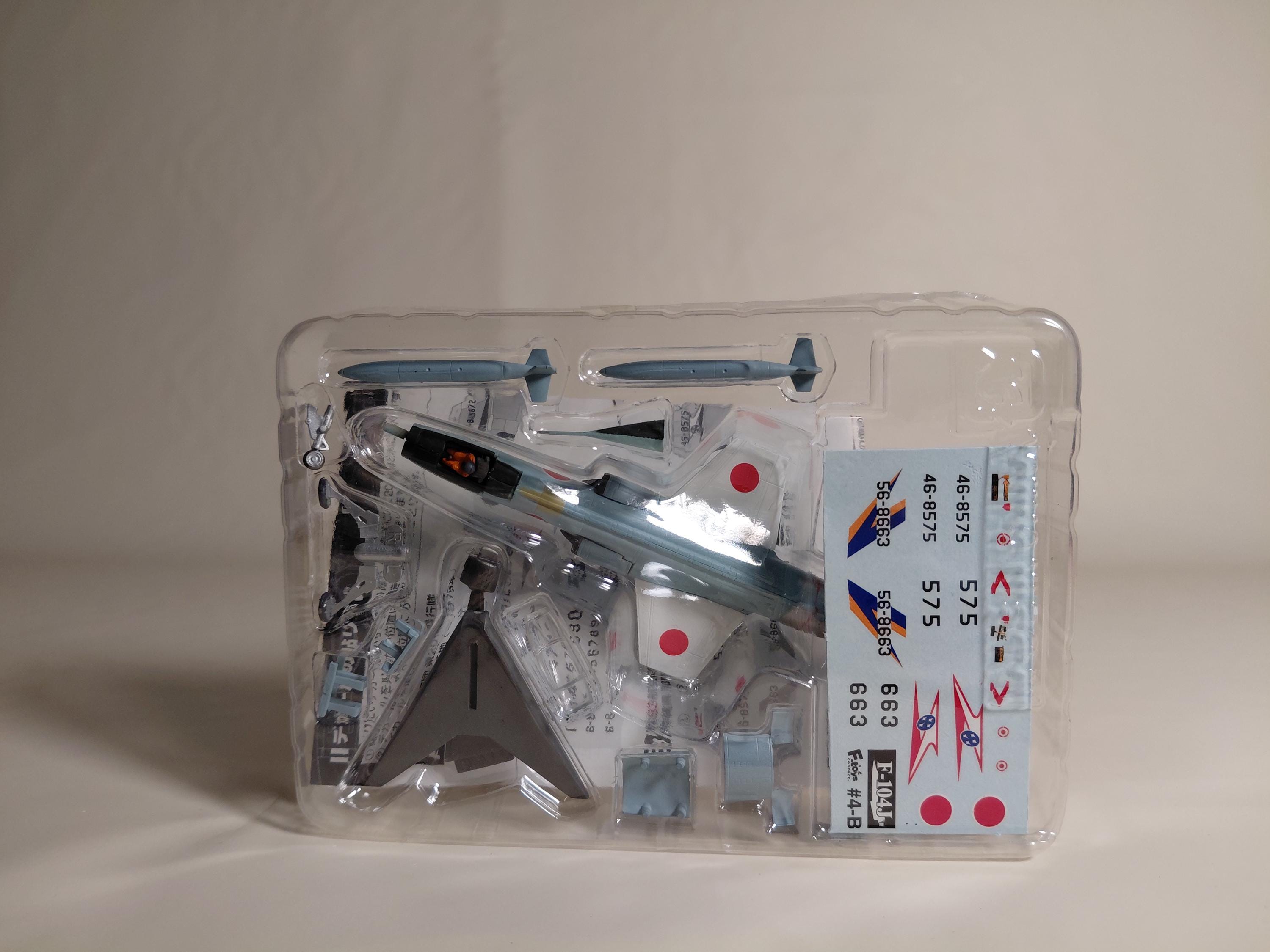 F-toys 1/144 JASDF Collection #4B F104J 38th Air Group, 207th Air Wing, Naha Air Base, Okinawa Prefecture (1972-1985)