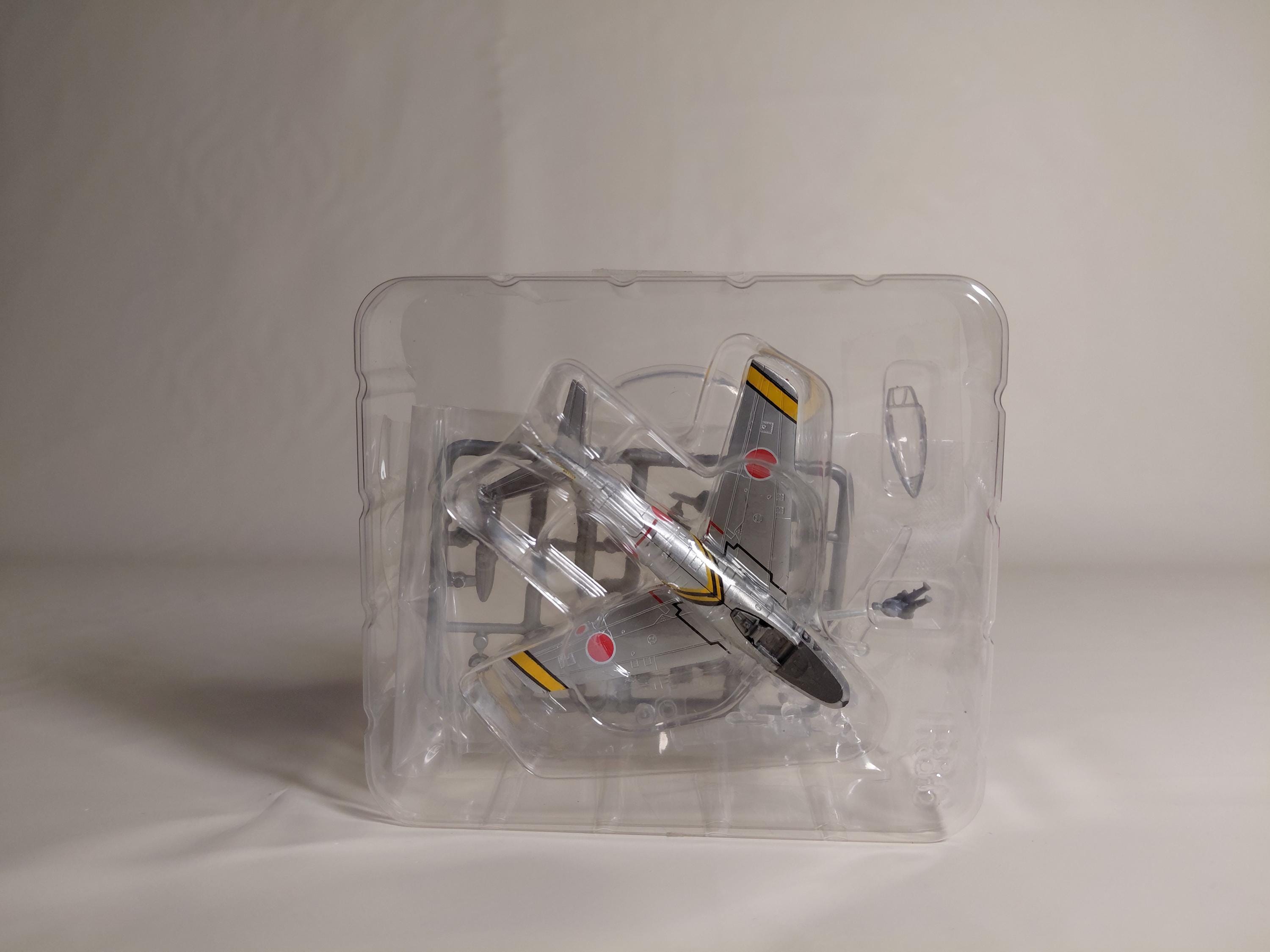 Bandai 1/144 Wing Club Collection L4 ~ North American F-86F Saber (Air Self-Defense Force) Special Painted Version