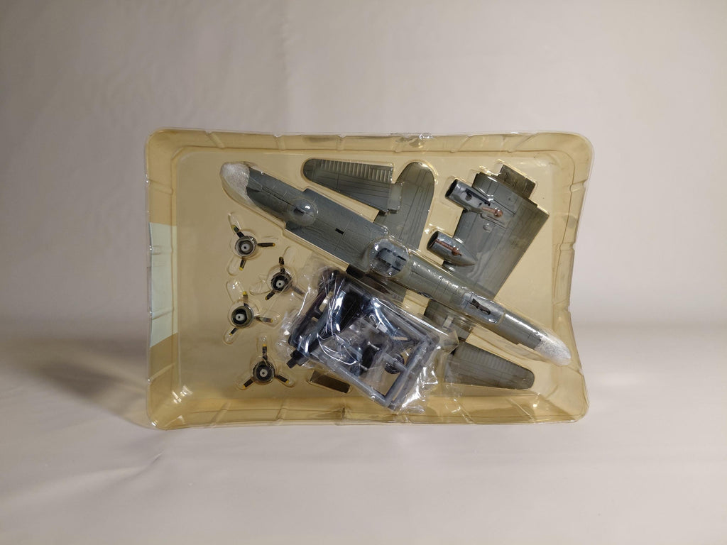 F-toys Large Aircraft(Heavy Bomber) Collection B-17G USAF Bomber Flying Fortress Mary Alice 401BG 615thBS IY-G #2A