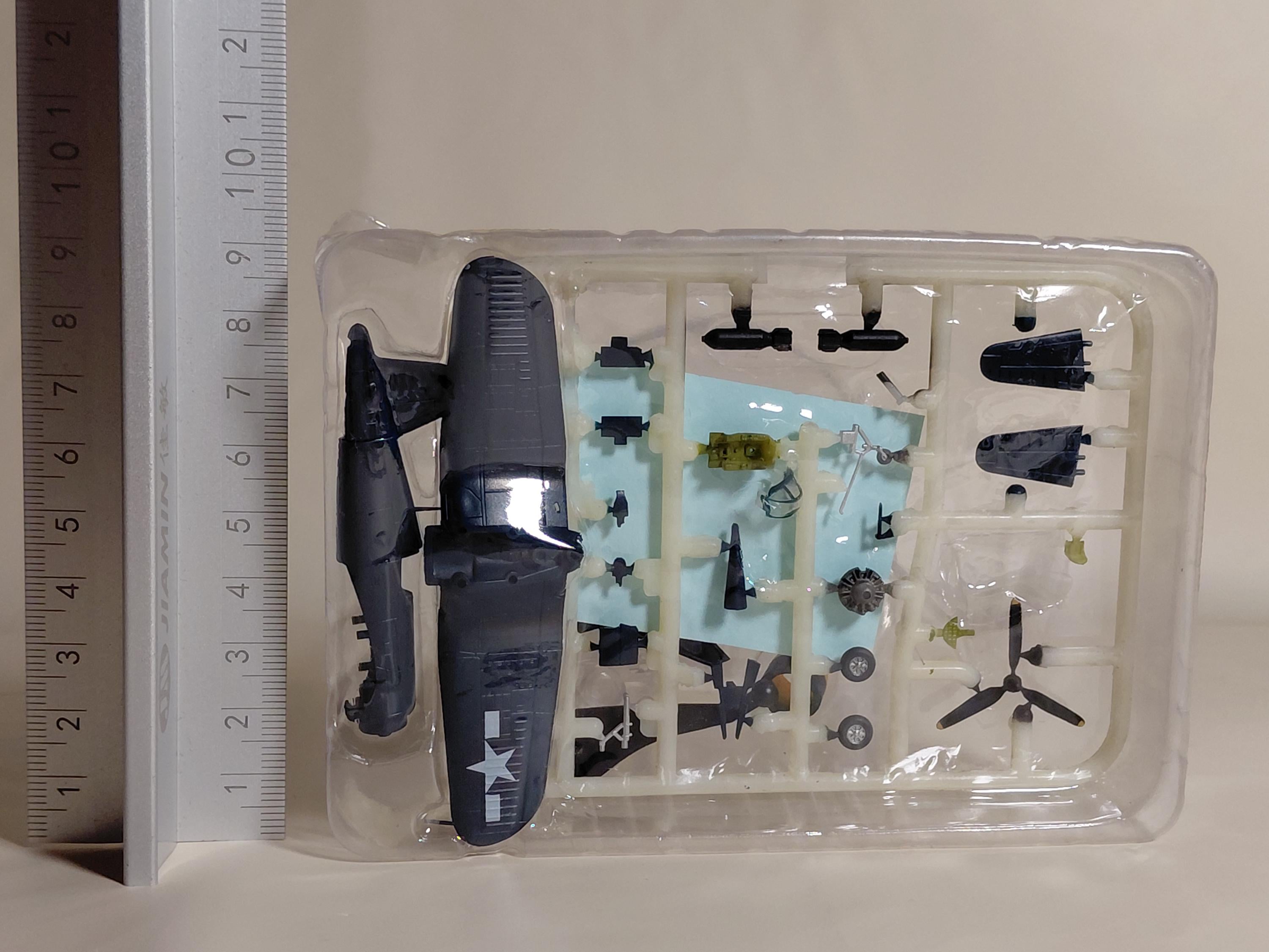F-Toys 1/144 Wing Kit Collection VS4 #2D F4U-1A Corsair 84th FG F-toys