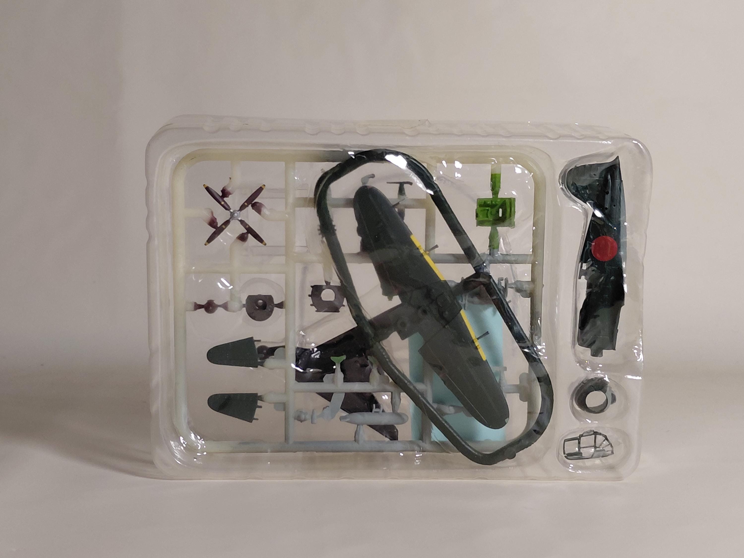 F-toys 1/144 Wing Kit Collection VS7 #1D. 332nd Air Squadron, No. 32-163, January 1945, Naruo Air Base, Hyogo Prefecture