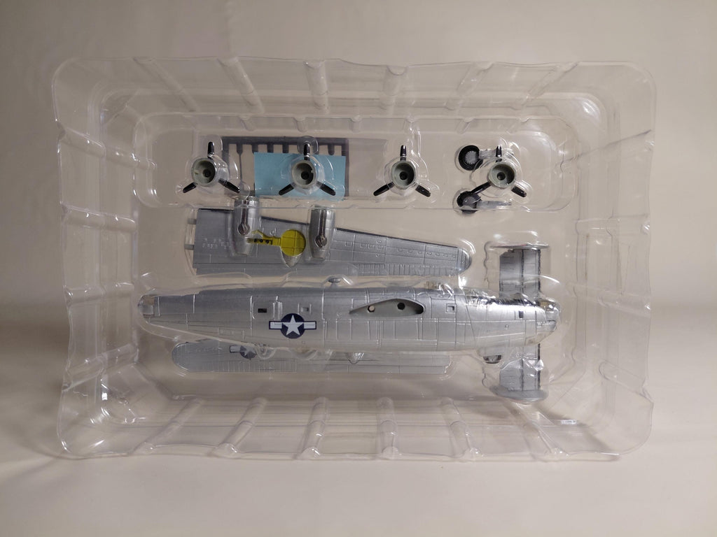 CafeReo 1/144 BIGBIRD 1 #2 B-24J Liberator USAF "Cocktail Hour nose" MIDWAY 43rd