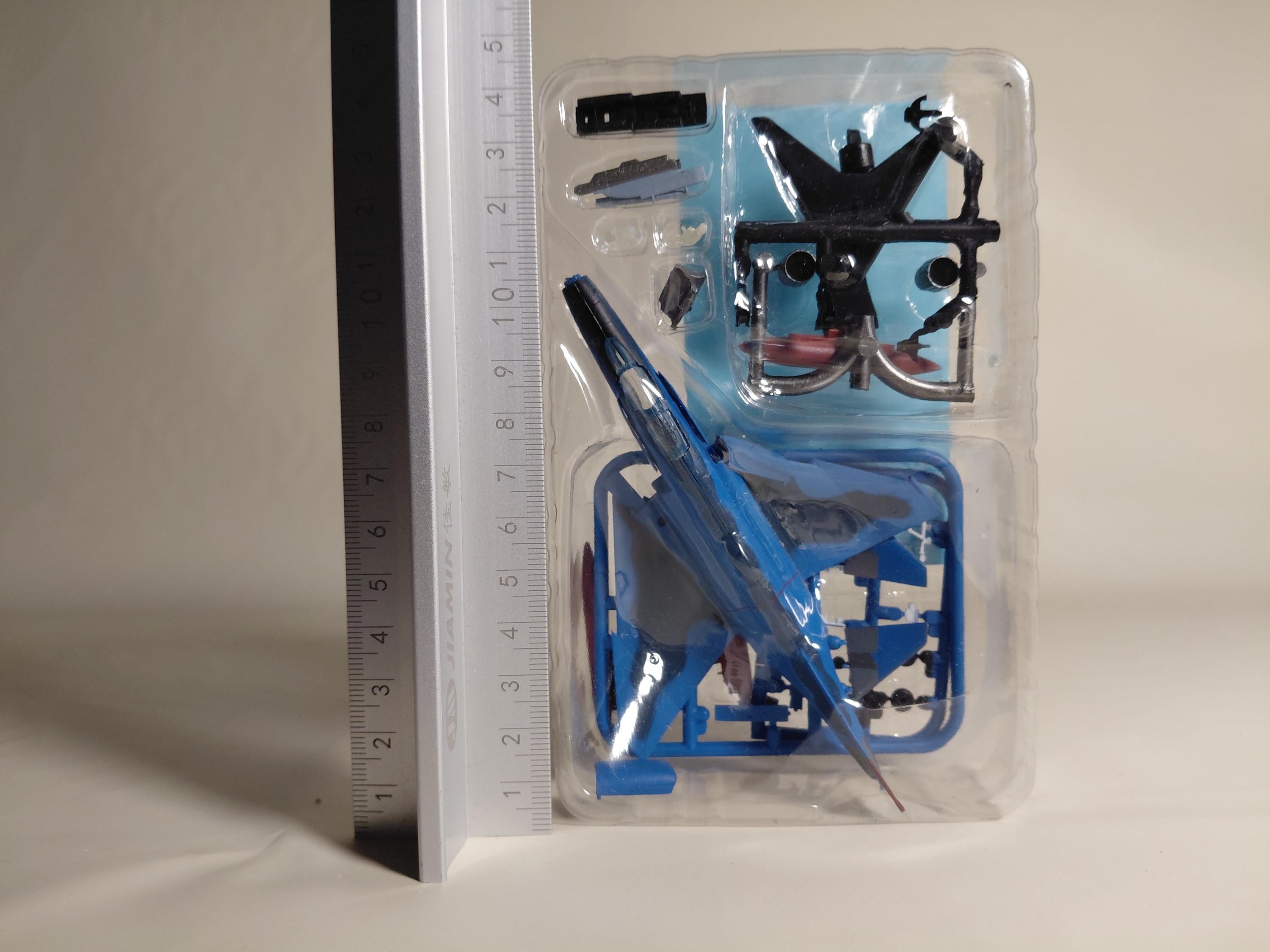 F-toys 1/144 F-4 Phantom II Final Special #6. RF-4E 501st Squadron Special Paint Machine