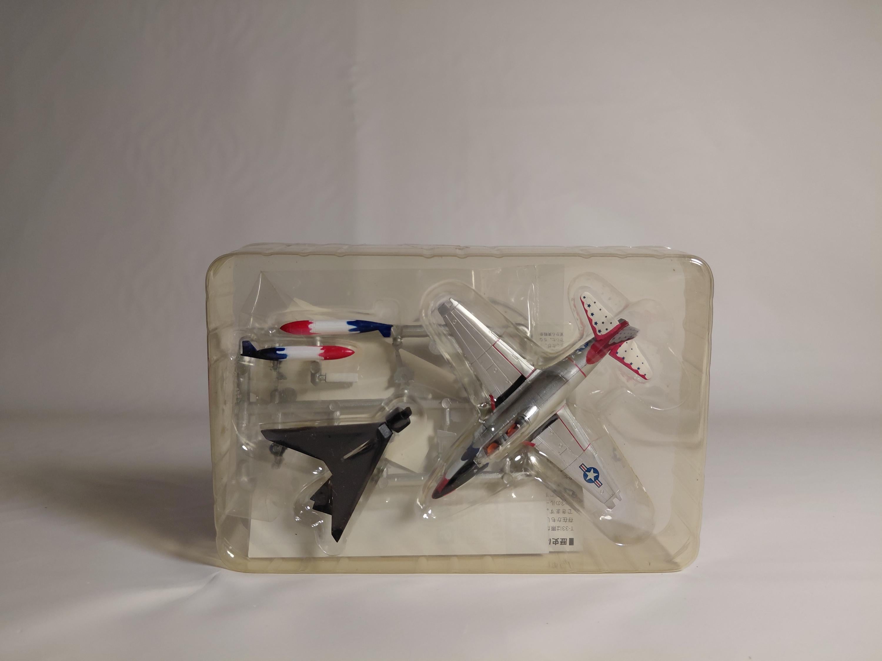 1/144 JASDF Collection 2 T-33A Shooting Star US Air Force Thunderbirds Support Aircraft Secret Item